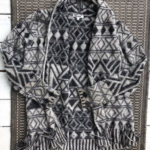 BB Dakota Patterned Fringed Cardigan L
